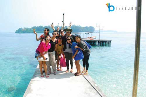 pengunjung pulau bintang