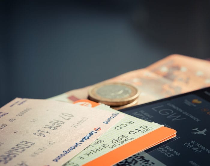24 tiket bus kereta pesawat palsu
