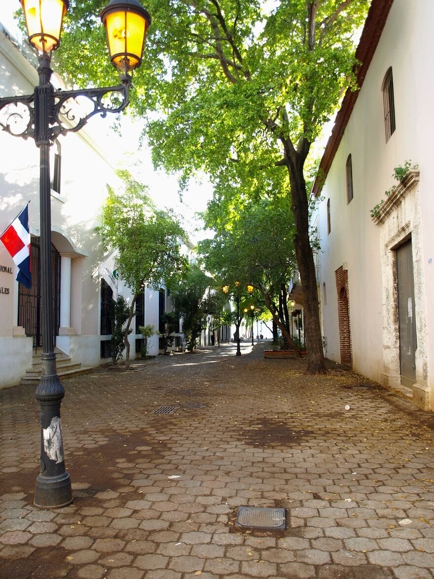 jalan kuno di la zona kolonial