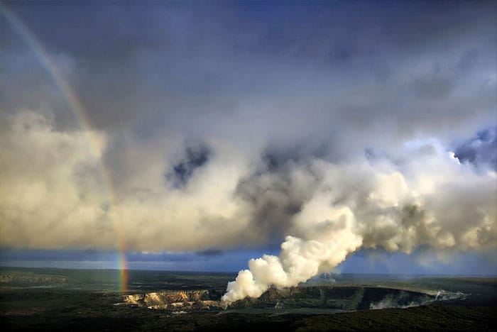 31 menyaksikan gunung berapi aktif di hawaii