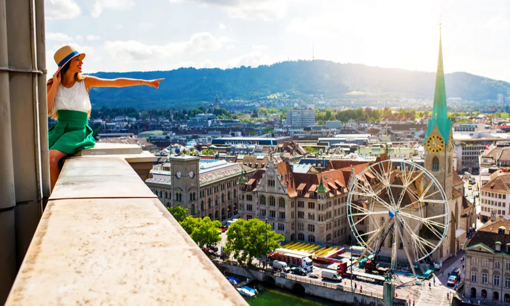 11 Pemandangan puncak kota Zurich Swiss