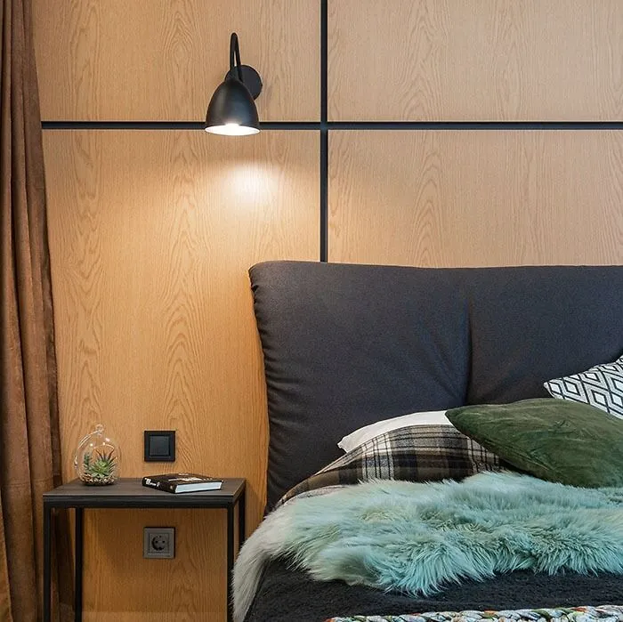 20 Sconce