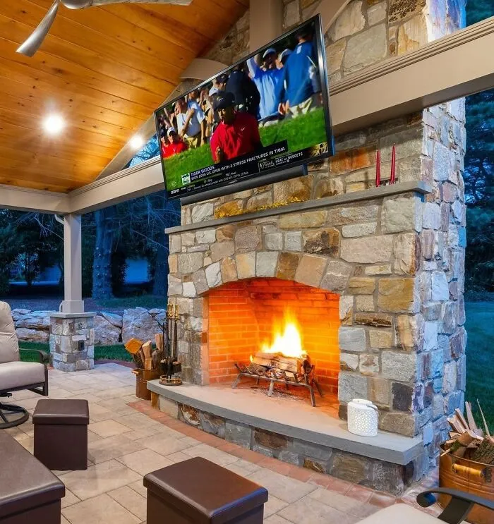 15 An Outdoor Fireplace To Snuggle Up