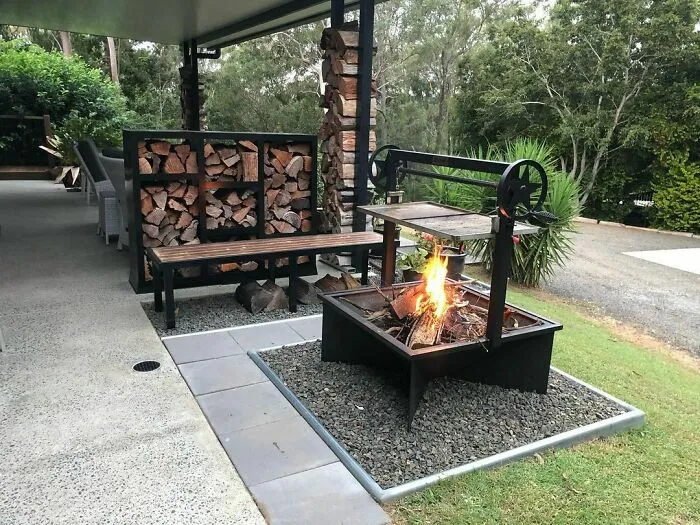 24 Grill Zone For BBQ Nights