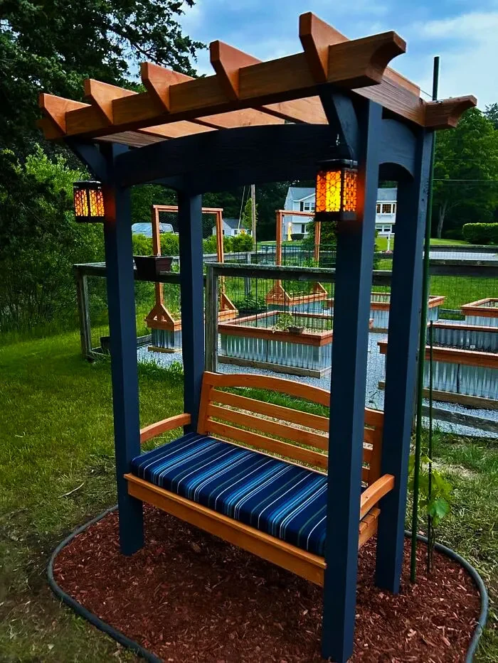 47 Arbor For A Focal Point