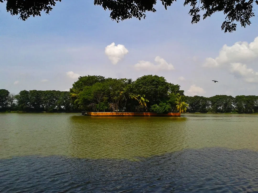 03 danau tasikardi banten