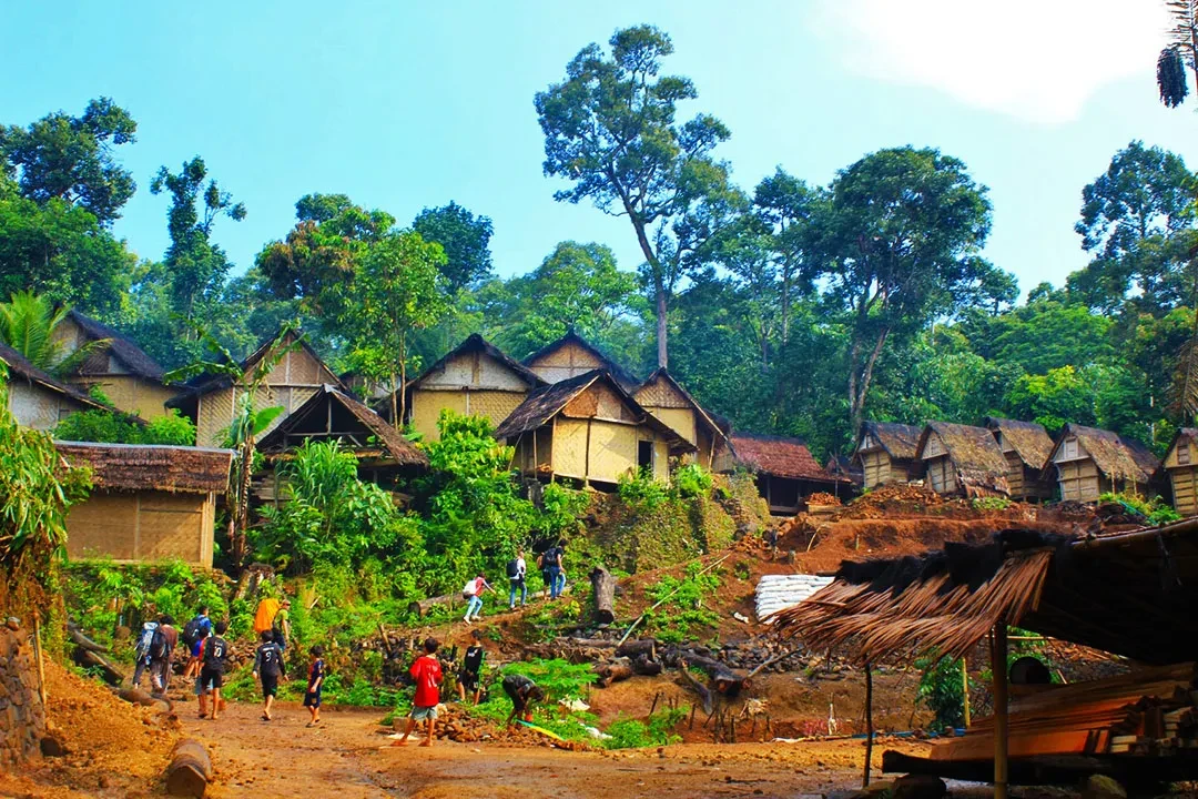 06 Perkampungan Suku Baduy