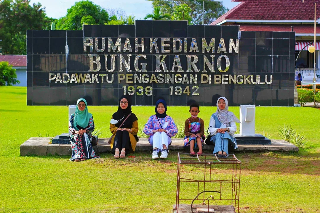 02 Rumah Pengasingan Bung Karno