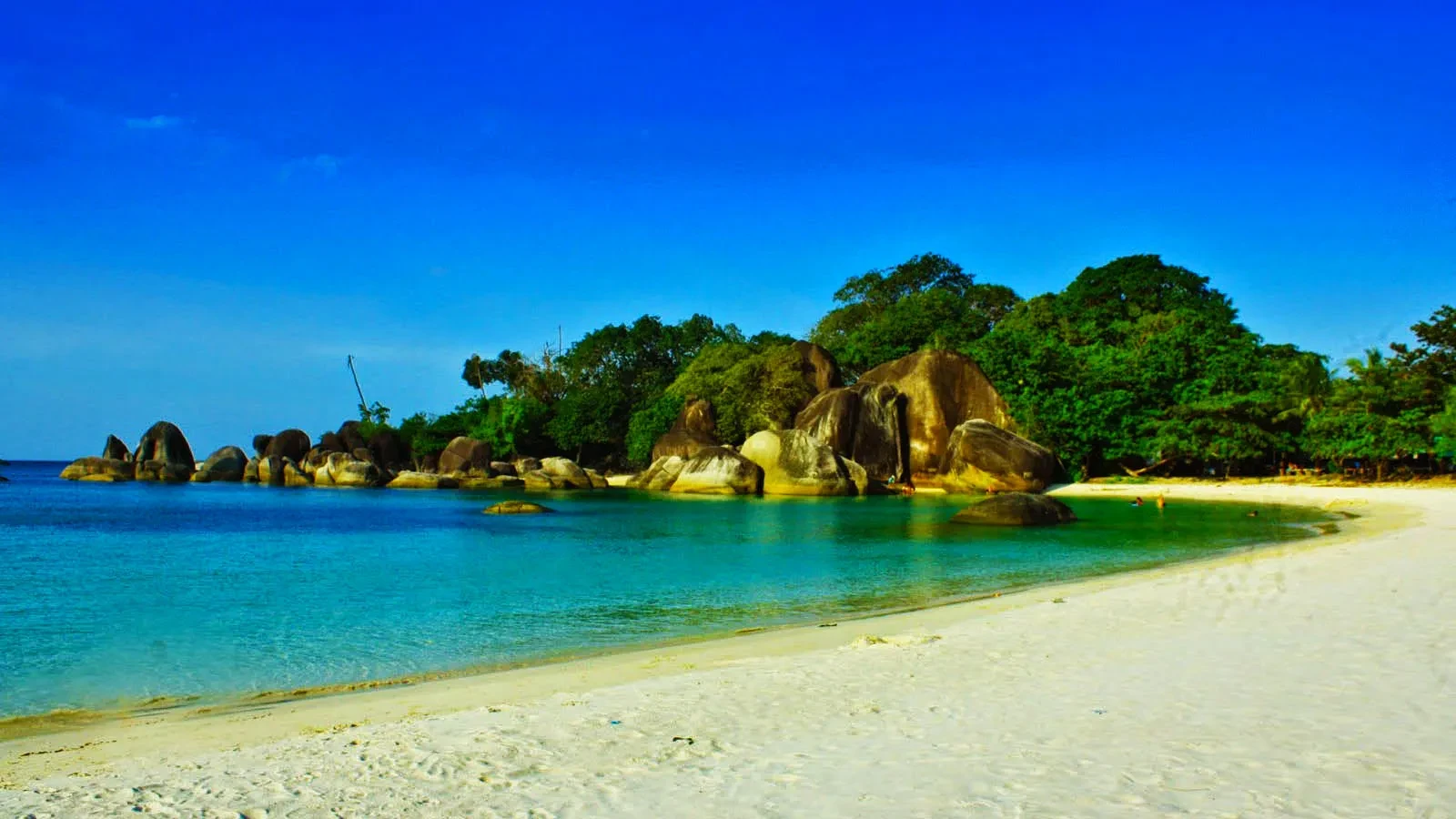 02 pantai tanjung tinggi