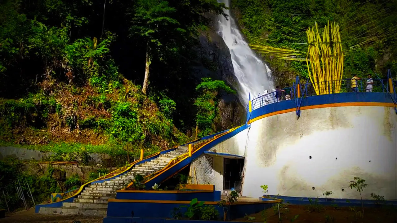 03 Air Terjun Tamasapi