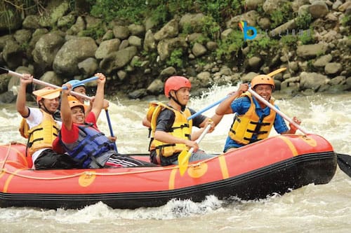 rafting sungai tasik