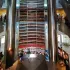 Interior Perpustakaan Nasional RI—ruang baca yang tenang untuk fokus 20 menit.