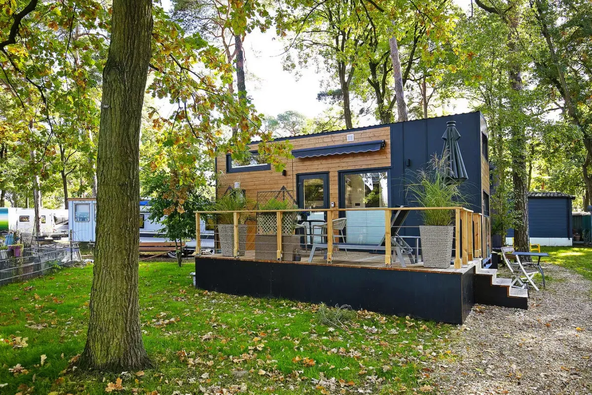 Cottage Beroda Terang dengan Desain Tiny House