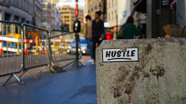 Ilustrasi Hustle Culture