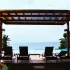 pergola dibangun di tepi pantai. Kredit gambar: Fotografi oleh Bryan Agua
