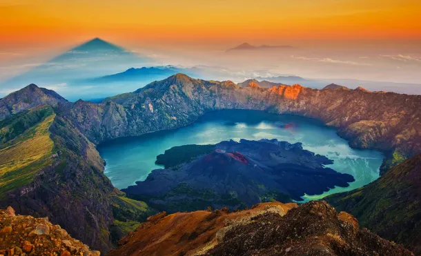 Ilustrasi Gunung Rinjani